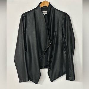 Black faux leather waterfall jacket by BB Dakota size medium‎